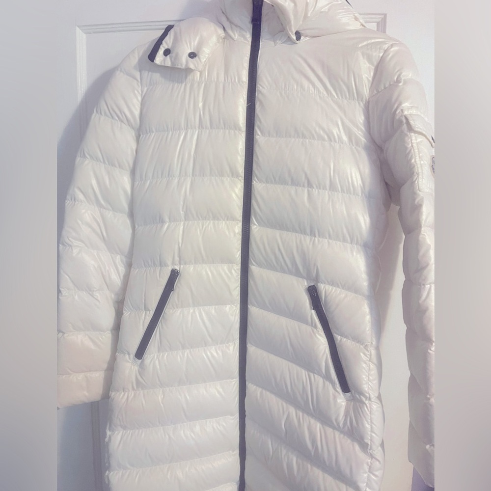 Woman’s long down Moncler coat!!